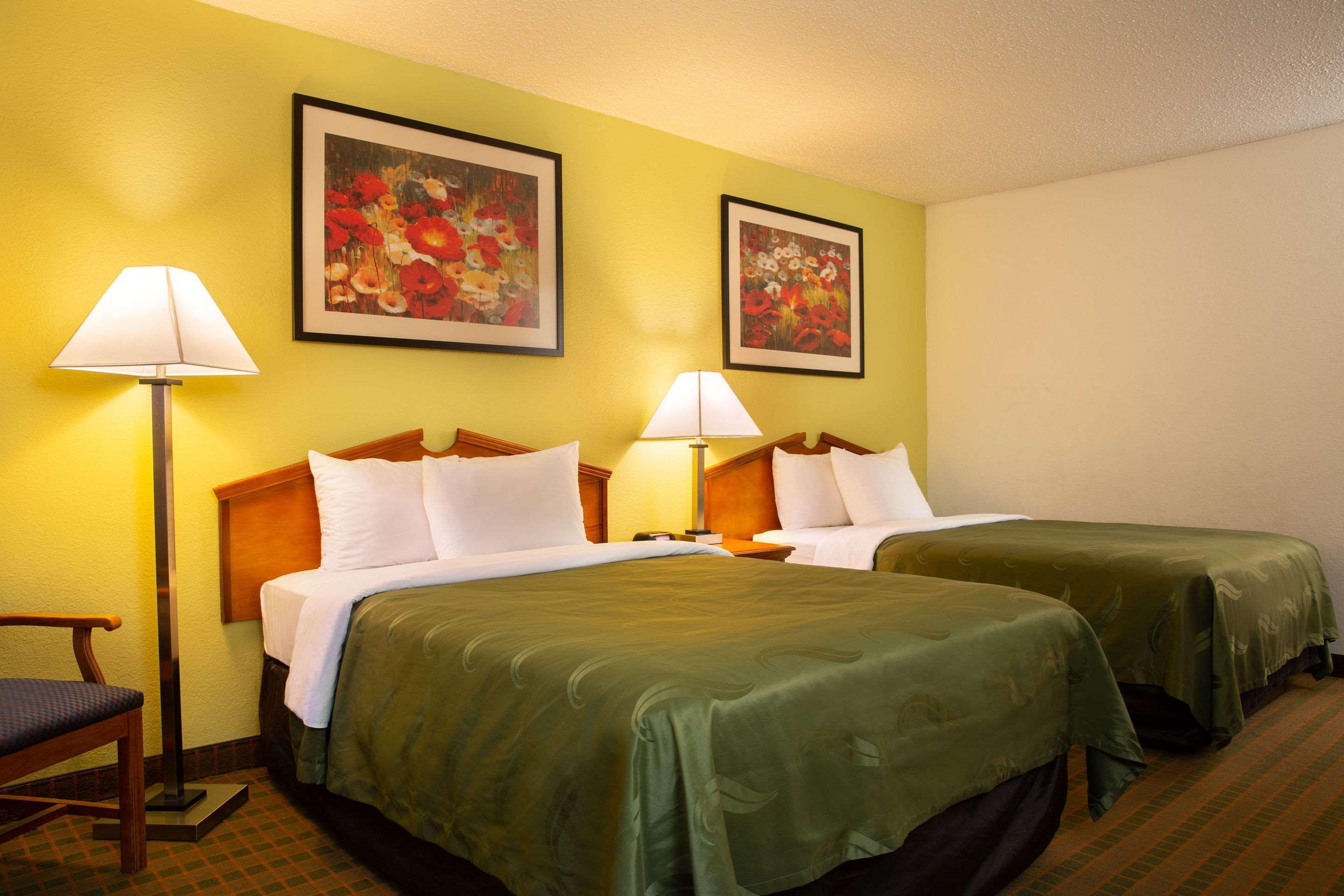Quality Inn At Arlington Highlands Esterno foto