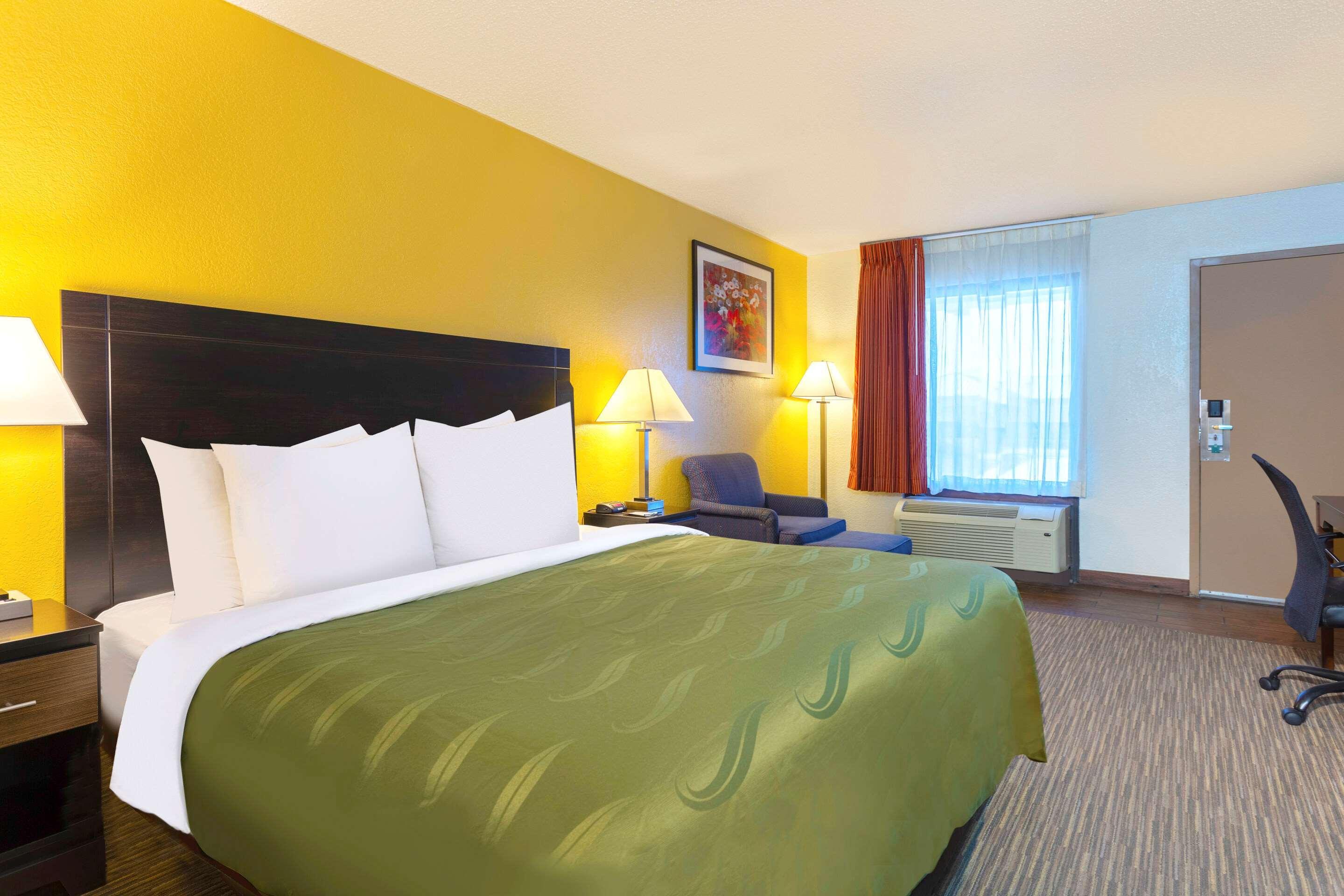 Quality Inn At Arlington Highlands Esterno foto