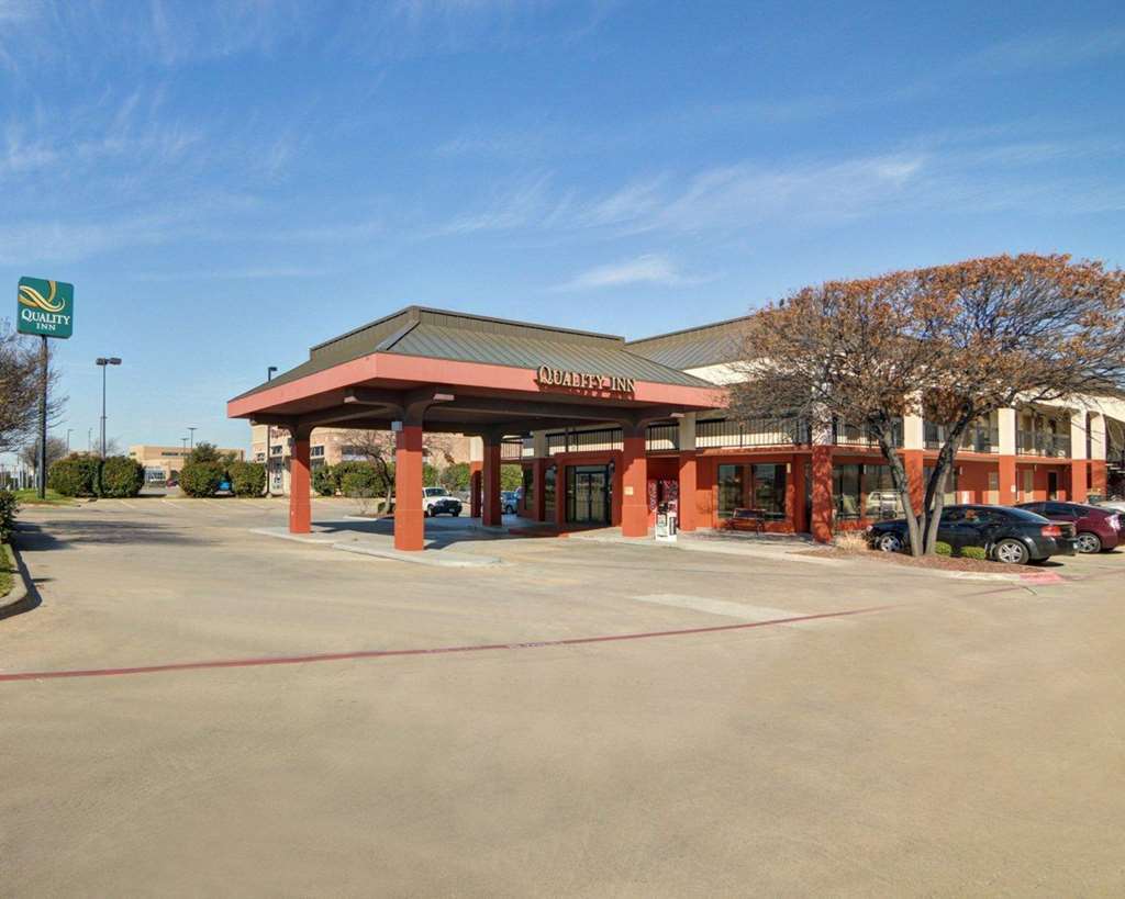 Quality Inn At Arlington Highlands Esterno foto